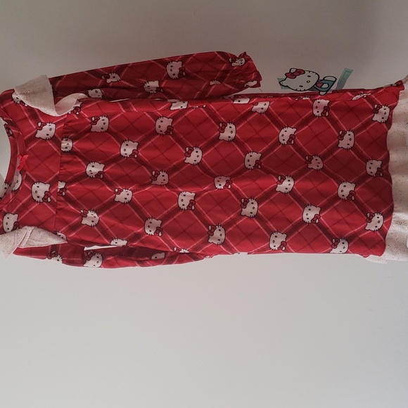 Hello Kitty Other - NWT Sanrio girls Hello Kitty Sleepgown